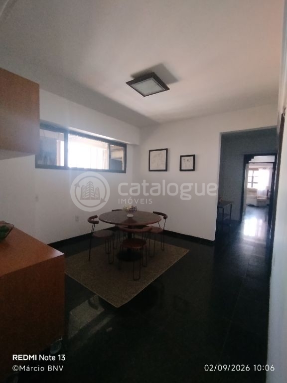 Exclusividade em Petrópolis: 1 Por Andar com 296 m², 4 Suítes e Permuta