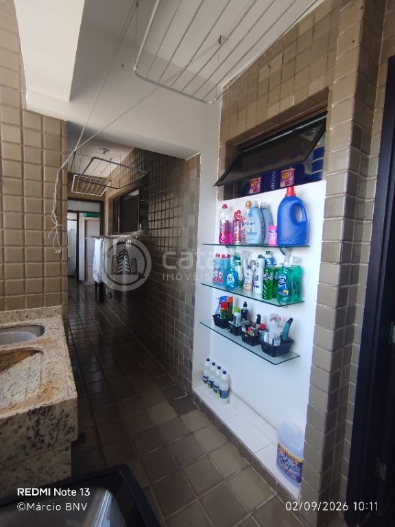 Exclusividade em Petrópolis: 1 Por Andar com 296 m², 4 Suítes e Permuta