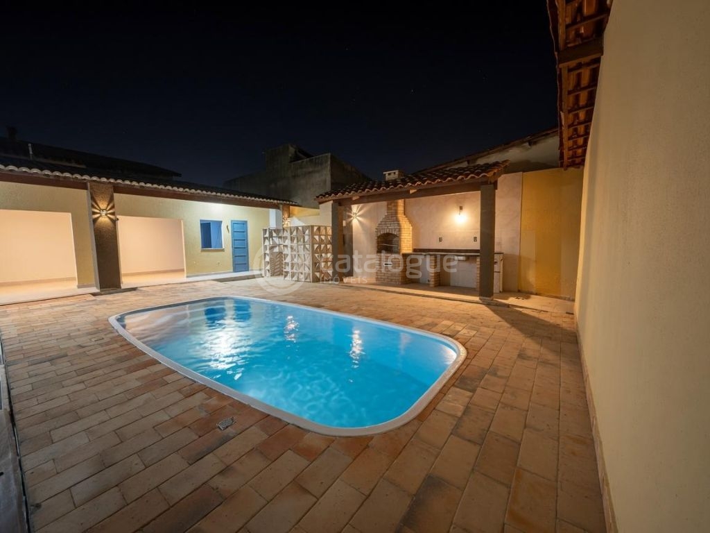 Casa na praia de búzios a 100 metros do mar - reformada