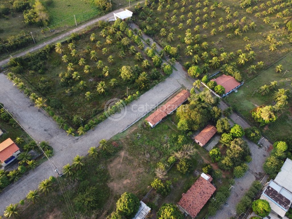 Área exclusiva com 10,5 hectares - Com Resort - Às Margens da Lagoa
