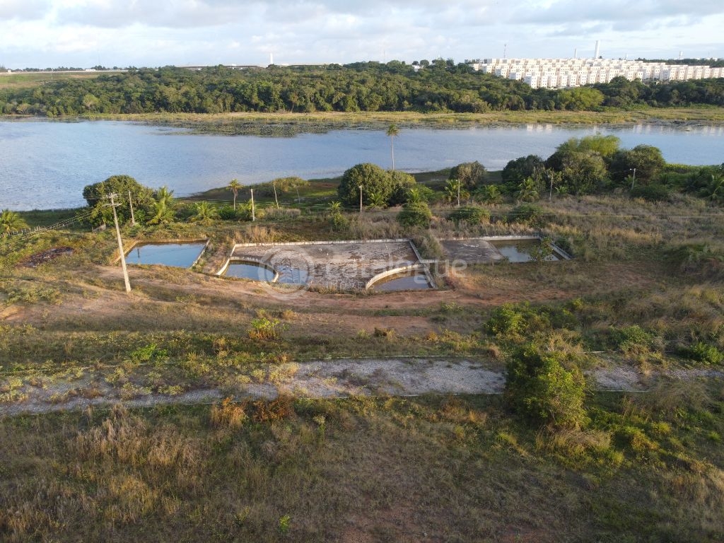 Área exclusiva com 10,5 hectares - Com Resort - Às Margens da Lagoa