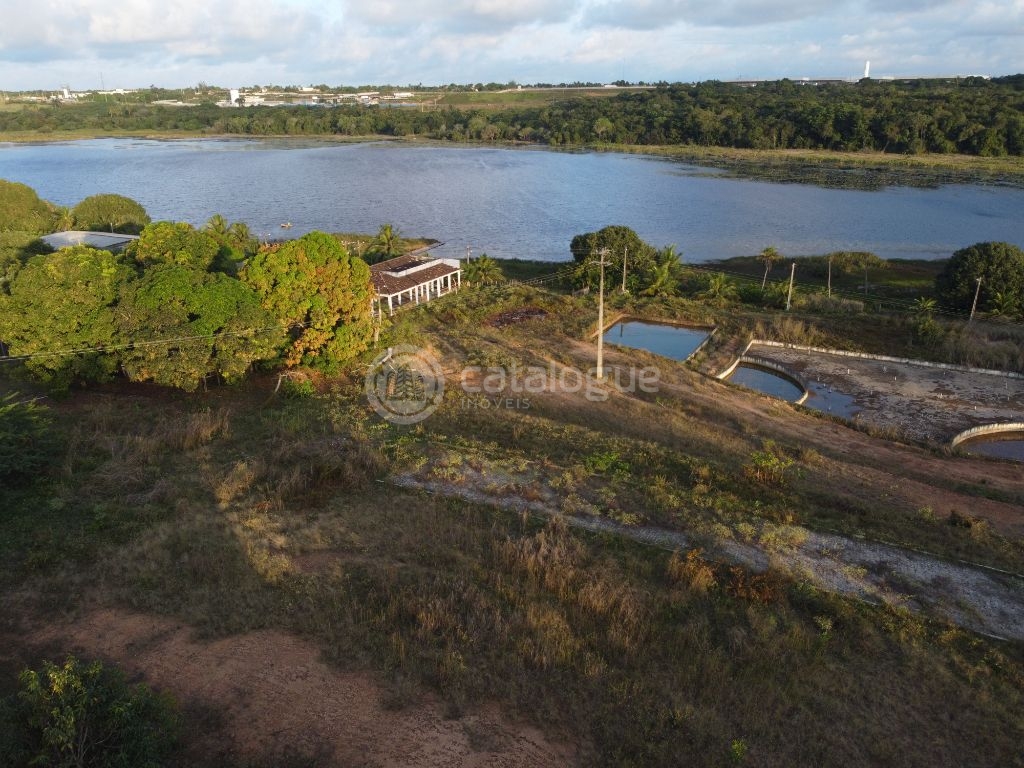 Área exclusiva com 10,5 hectares - Com Resort - Às Margens da Lagoa