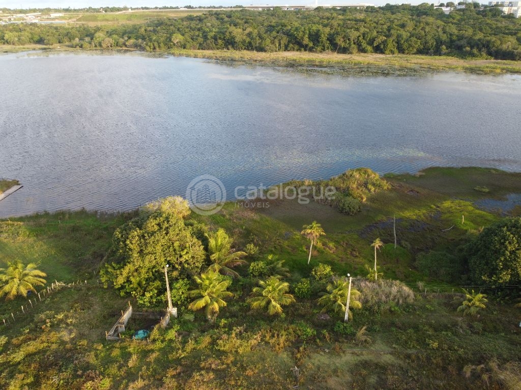 Área exclusiva com 10,5 hectares - Com Resort - Às Margens da Lagoa