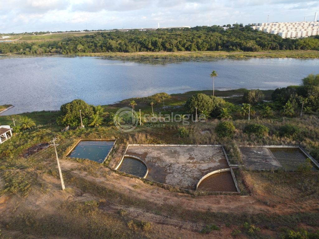 Área exclusiva com 10,5 hectares - Com Resort - Às Margens da Lagoa
