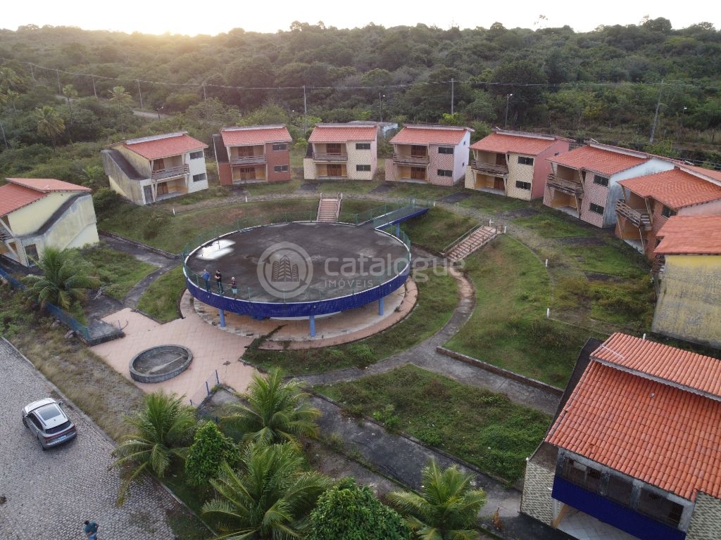 Área exclusiva com 10,5 hectares - Com Resort - Às Margens da Lagoa