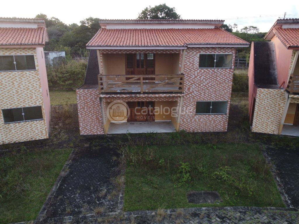 Área exclusiva com 10,5 hectares - Com Resort - Às Margens da Lagoa