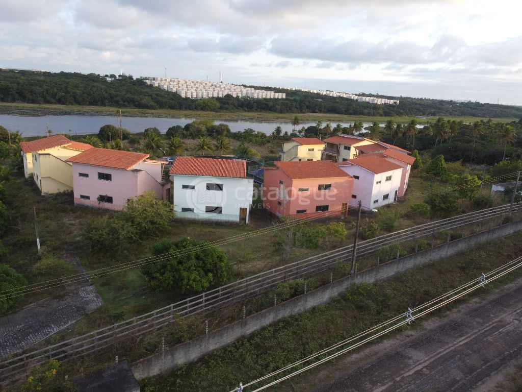 Área exclusiva com 10,5 hectares - Com Resort - Às Margens da Lagoa