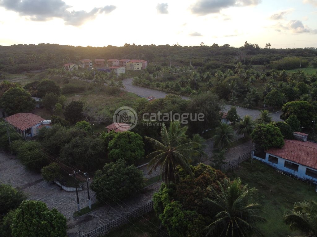 Área exclusiva com 10,5 hectares - Com Resort - Às Margens da Lagoa
