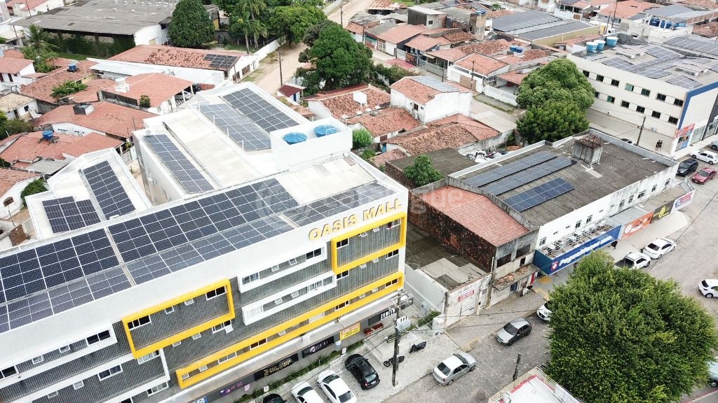 Oportunidade Única no Conjunto Residencial Pirangi: Imóvel com Amplo Terreno em Neópolis - foto 4