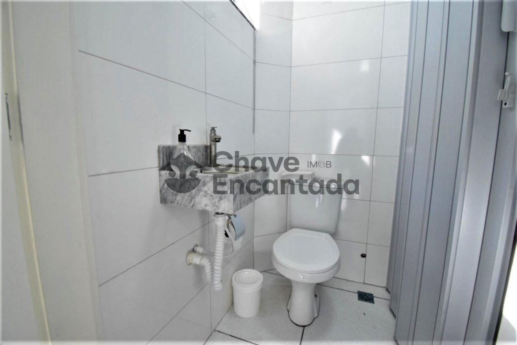 Salao comercial com 8 salas em localizacao privilegiada