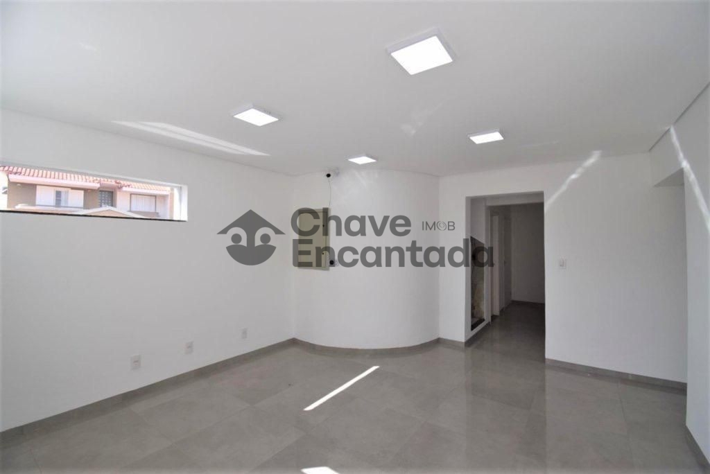 Salao comercial com 8 salas em localizacao privilegiada