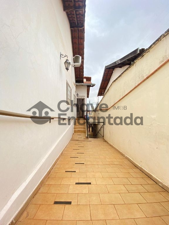 Venda de Casas / Padrão na cidade de Birigui