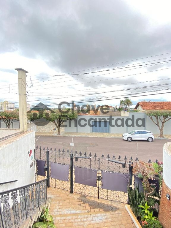 Venda de Casas / Padrão na cidade de Birigui