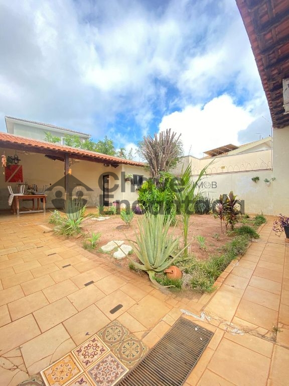 Venda de Casas / Padrão na cidade de Birigui