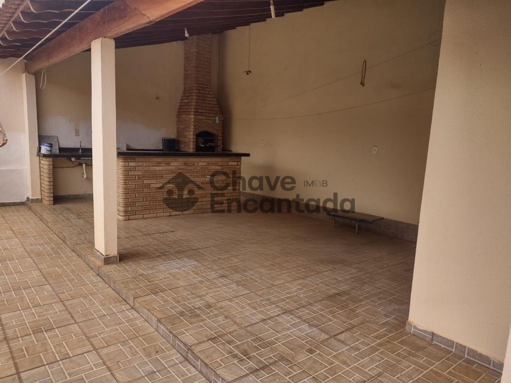 Casa no toselar com edícula