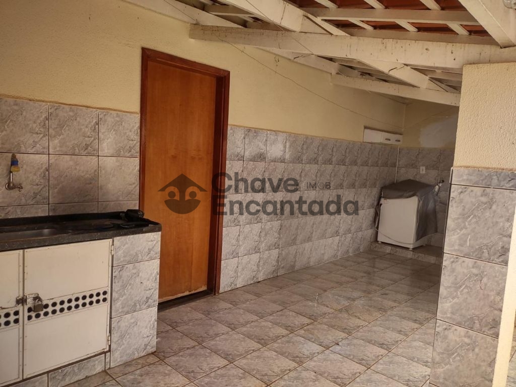 Casa no toselar com edícula