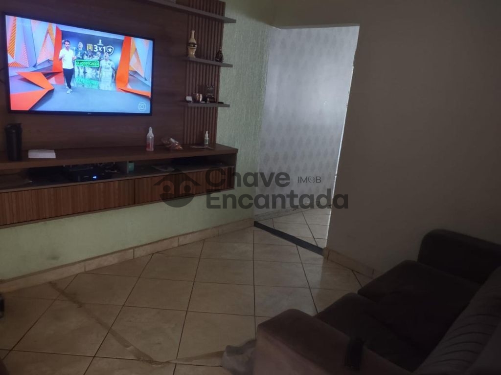 Casa no toselar com edícula