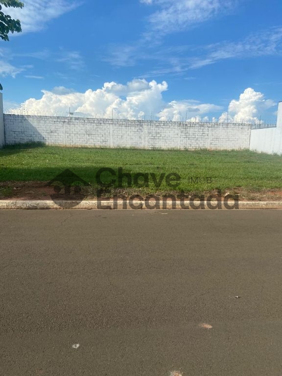 Venda de terreno / condomínio na cidade de birigui