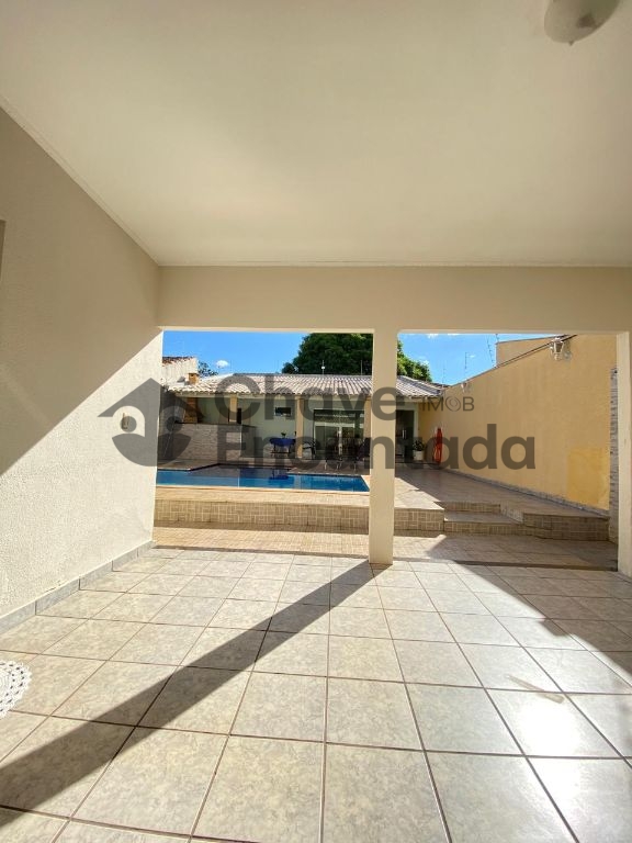 Venda de Casas / Sobrado na cidade de Birigui