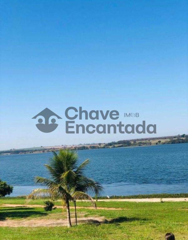 Venda de Casas / Chácara na cidade de Buritama