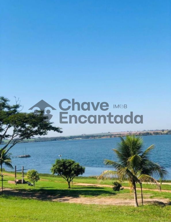 Venda de Casas / Chácara na cidade de Buritama
