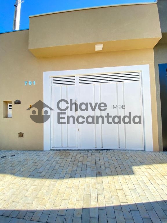 Venda de Casas / Padrão na cidade de Birigui