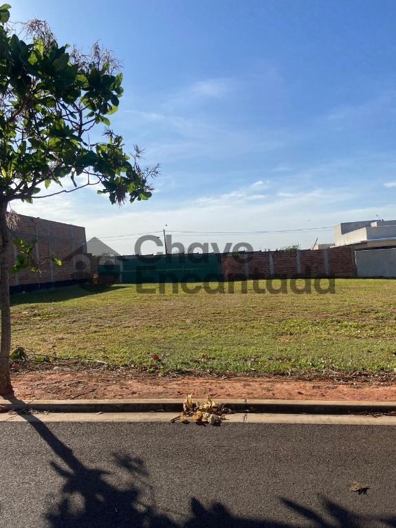 Venda de terreno / condomínio na cidade de birigui