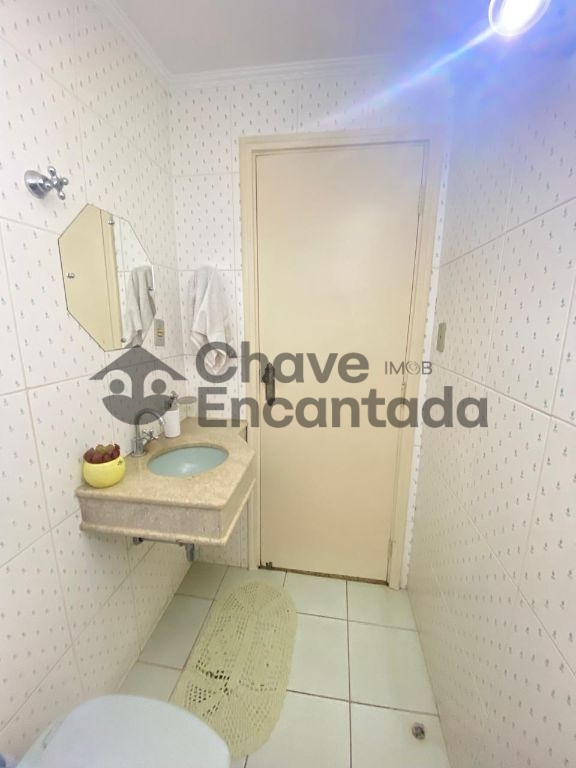 Sobrado amplo e elegante.