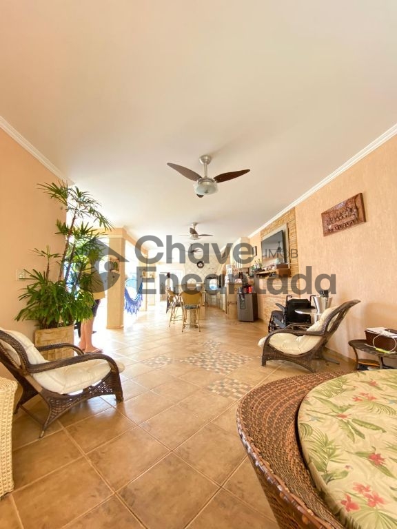 Venda de Casas / Alto Padrão na cidade de Birigui
