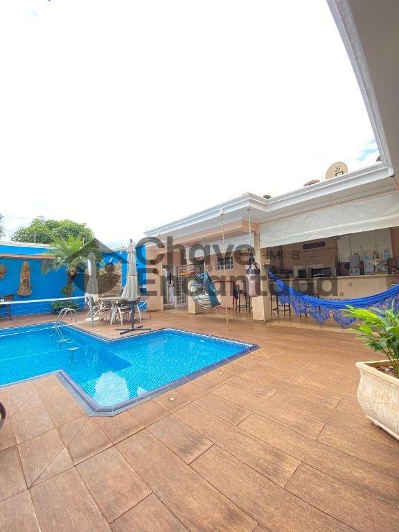 Venda de Casas / Alto Padrão na cidade de Birigui