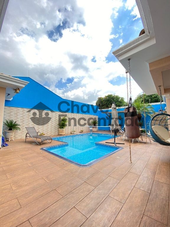 Venda de Casas / Alto Padrão na cidade de Birigui