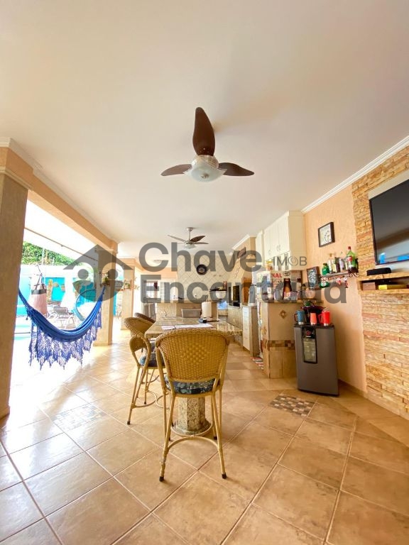 Venda de Casas / Alto Padrão na cidade de Birigui