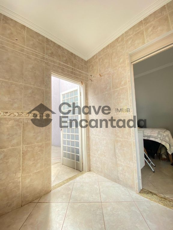 Venda de Casas / Alto Padrão na cidade de Birigui