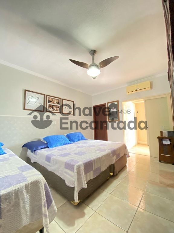 Venda de Casas / Alto Padrão na cidade de Birigui