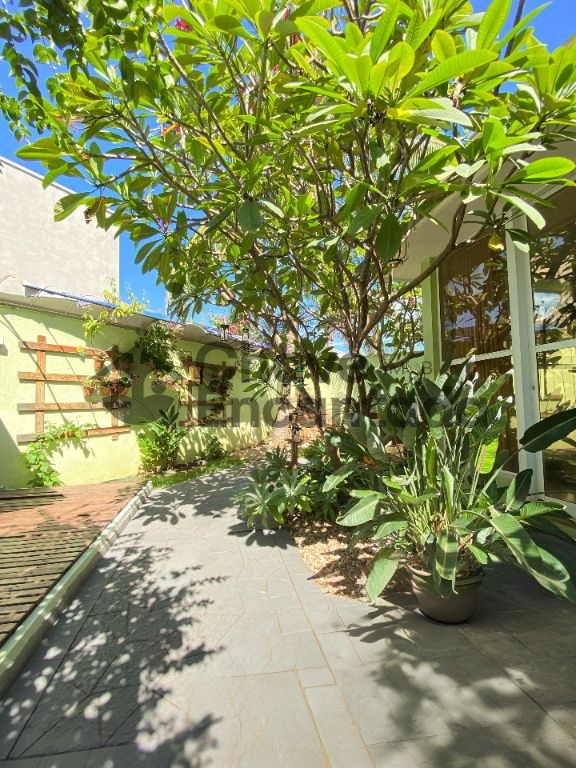 Venda de Casas / Condomínio na cidade de Birigui