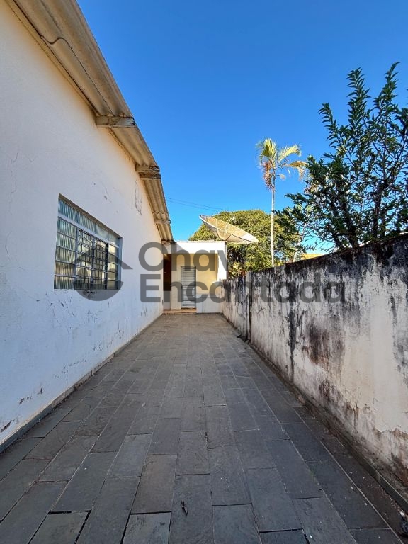 Venda de Casas / Padrão na cidade de Birigui