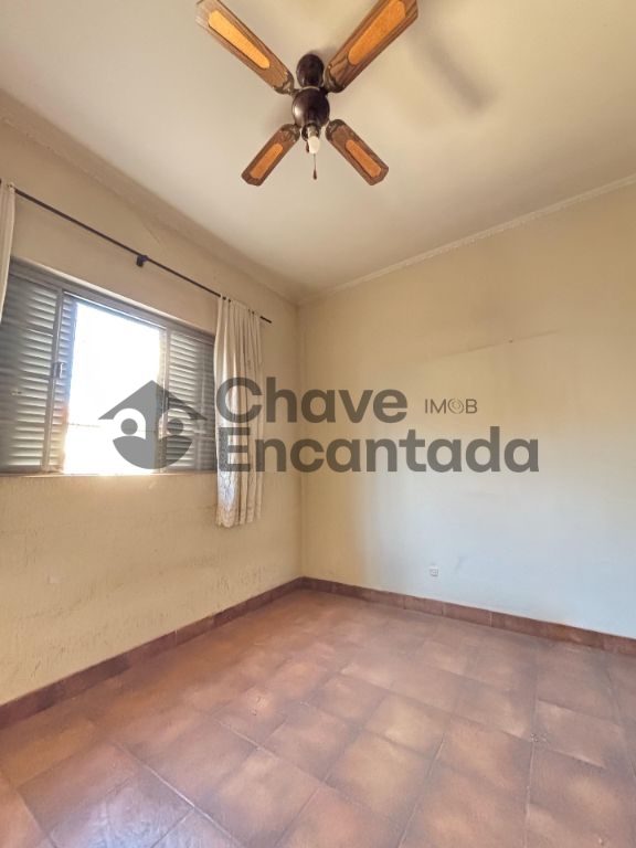 Venda de Casas / Padrão na cidade de Birigui