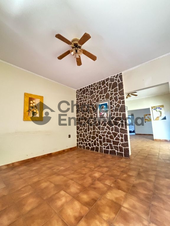 Venda de Casas / Padrão na cidade de Birigui