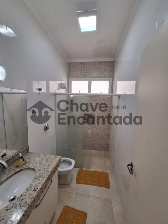Venda de Casas / Rancho na cidade de Penápolis