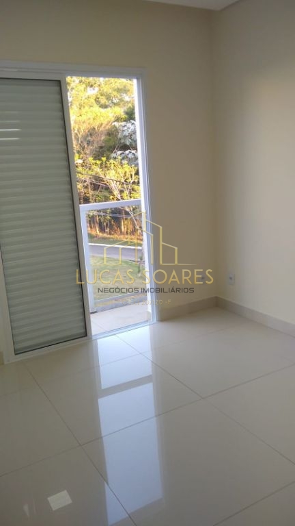 Venda de Casas / Sobrado Condomínio na cidade de Mogi das Cruzes - foto 31