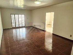Casa à venda com 3 quartos no Vila Nova, Rio Claro - Cruz Gonçalves Imóveis