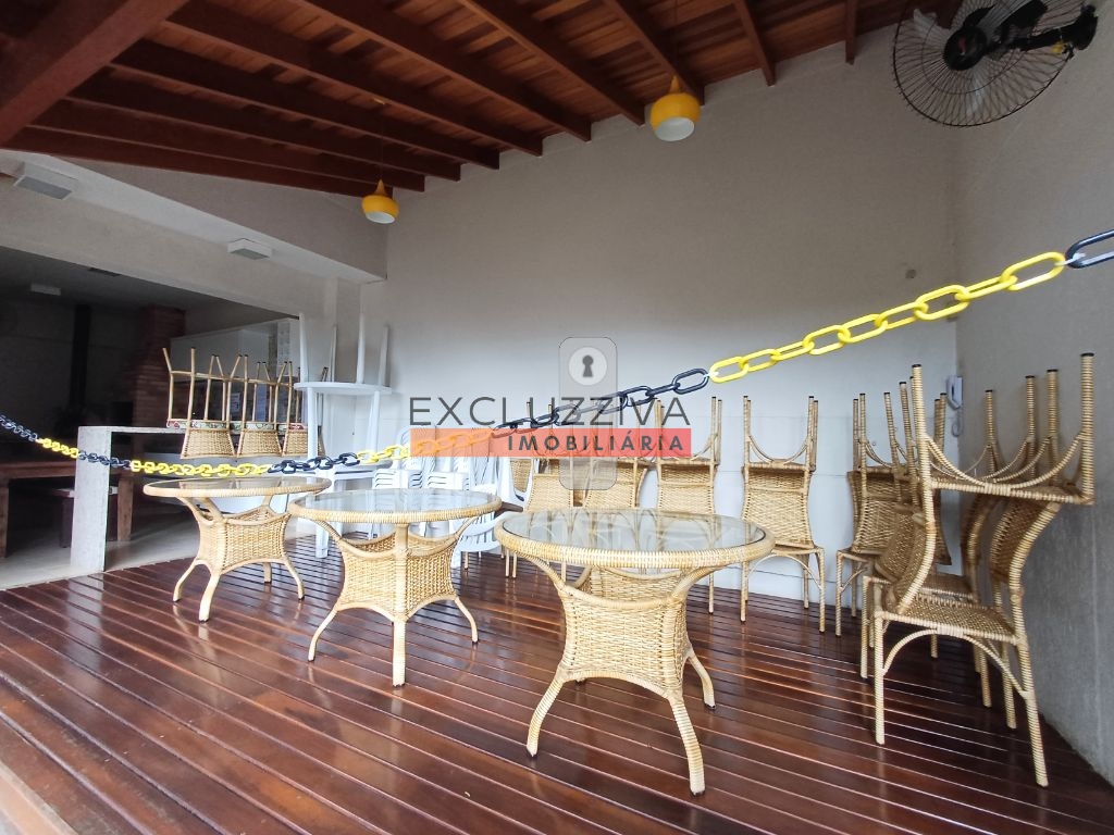 Apartamento com 3 suítes na Av Tiradentes