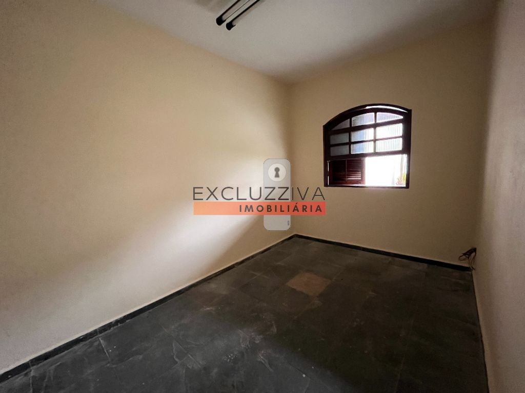 Casa Padrão à Venda no Jardim das Nações em Taubaté