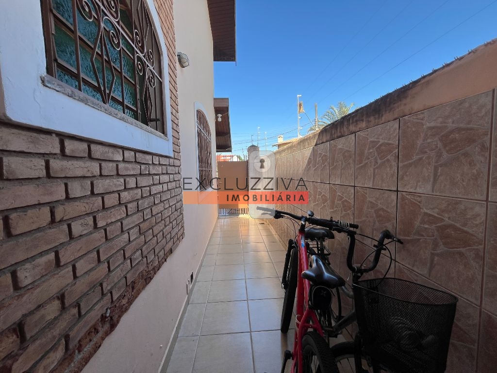 Linda casa com 3 dormitórios no Village Tremembé