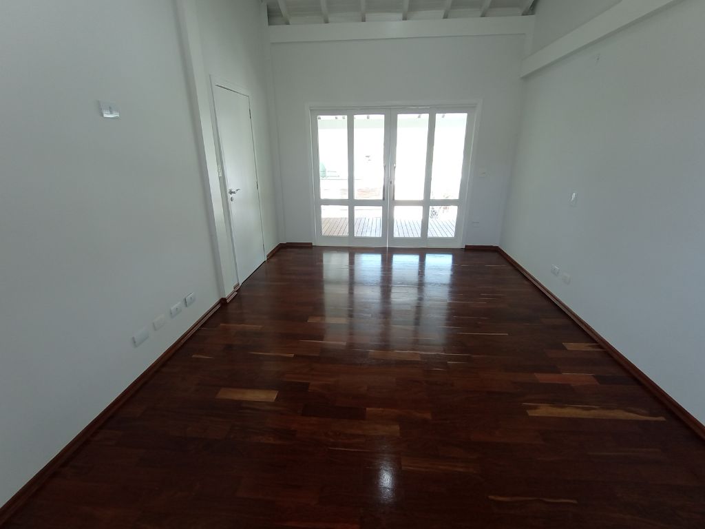 Venda de Casas / Sobrado Condomínio na cidade de Taubaté - foto 40