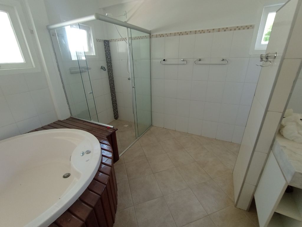 Venda de Casas / Sobrado Condomínio na cidade de Taubaté - foto 47