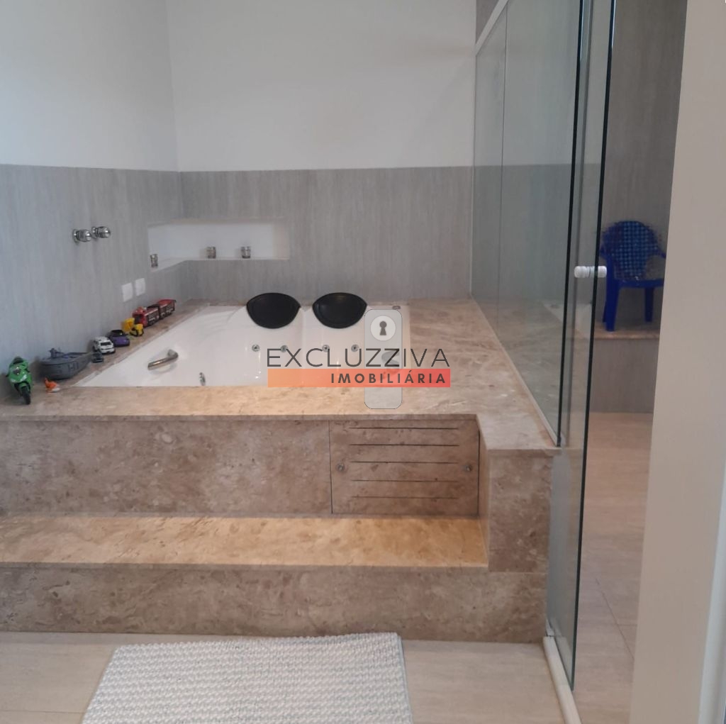 Venda de Casas / Condomínio na cidade de Taubaté