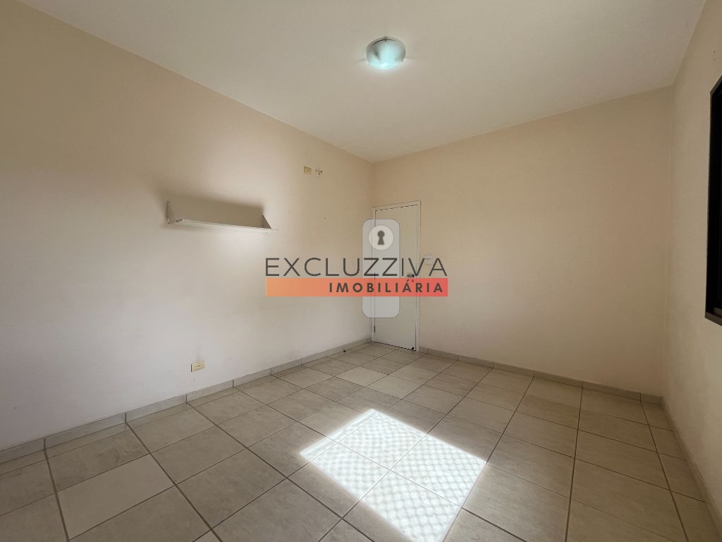 Sobrado de luxo no Condomínio Taubaté Village - Taubaté