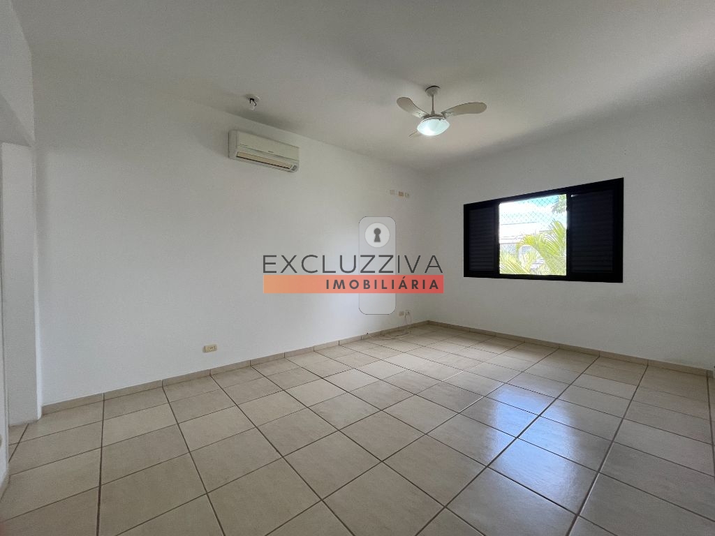 Sobrado de luxo no Condomínio Taubaté Village - Taubaté
