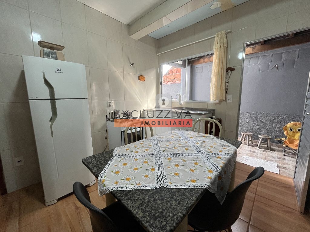 Locação de Casas / Padrão na cidade de Taubaté